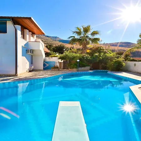 Le Palme By Interhome Valderice